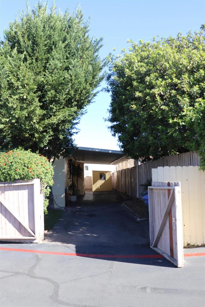 1455 Alturas Road, Unit 89 Fallbrook, CA 92028 - Photo 3 of 14 Gallery Image 3