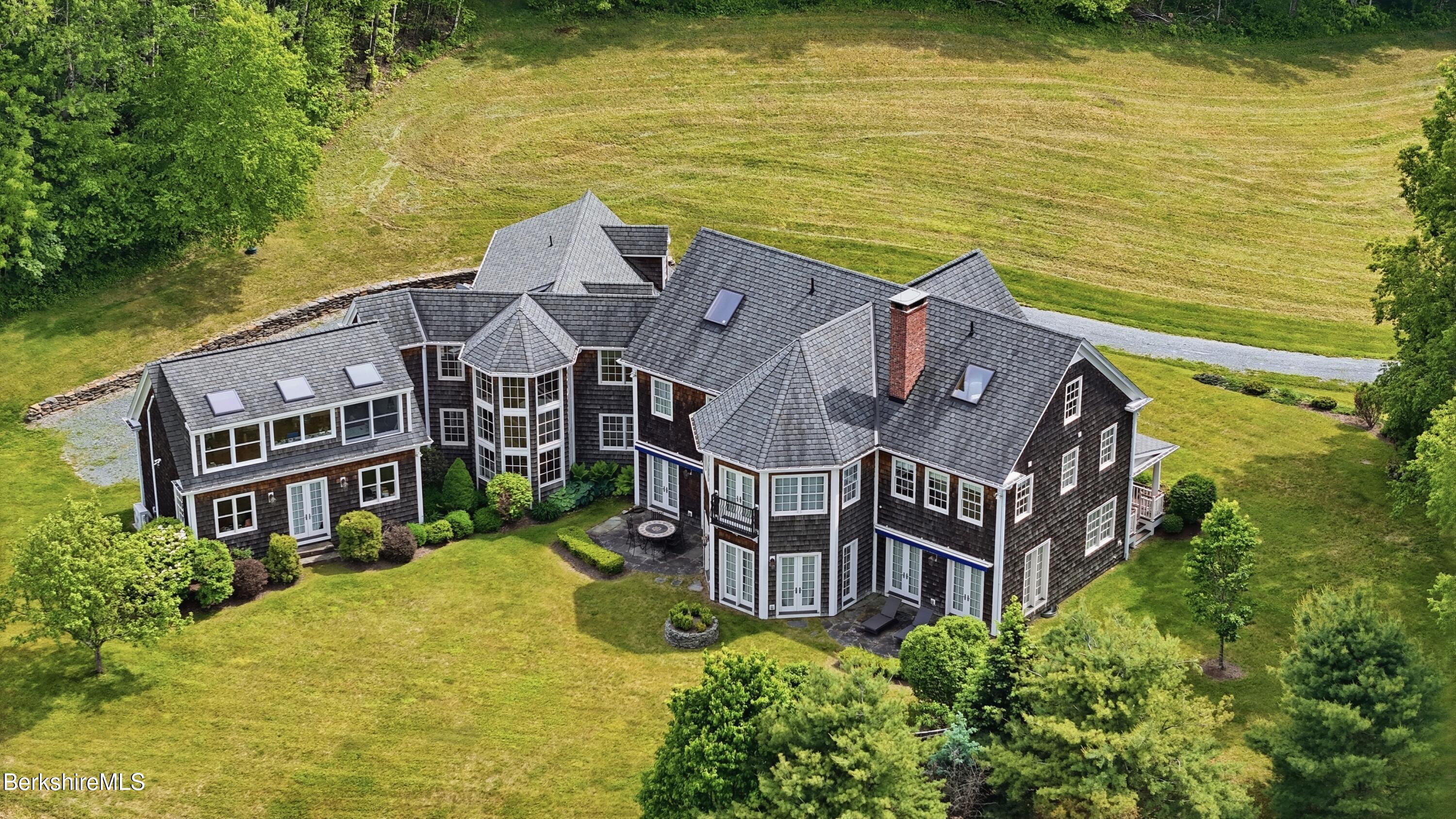 136 Mallery Road New Ashford, MA 01237 - Photo 5 of 102 view