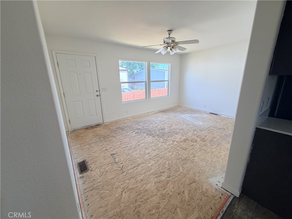3548 Bianca Way Chico, CA 95973 - Photo 25 of 37 Shot of front door and Family room