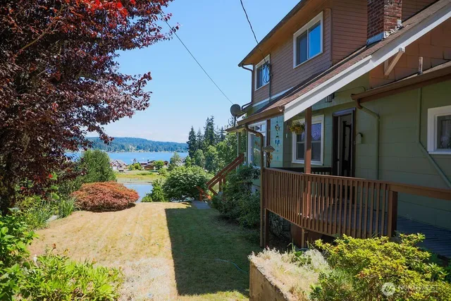 $982,500 | 17198 Viking Avenue Northwest, Poulsbo, WA 98370