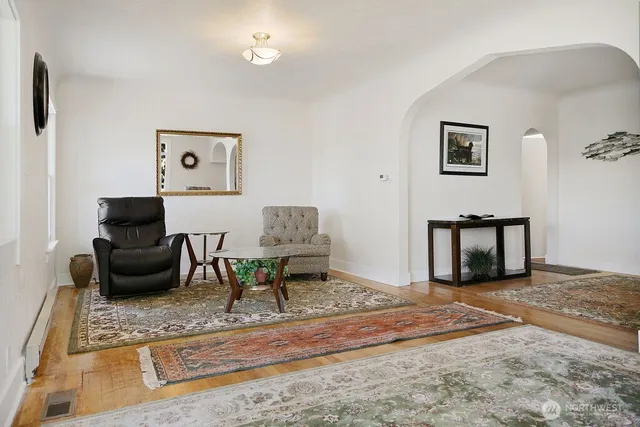 $982,500 | 17198 Viking Avenue Northwest, Poulsbo, WA 98370