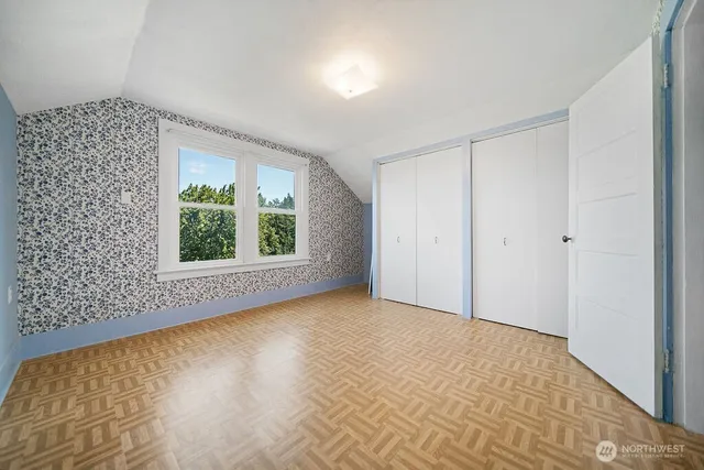 $992,500 | 17198 Viking Avenue Northwest, Poulsbo, WA 98370