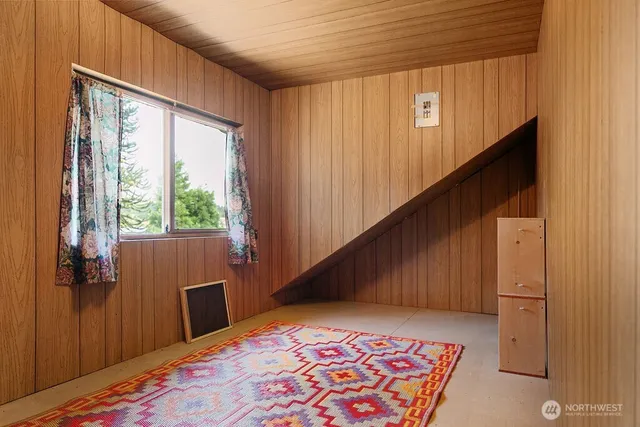 $982,500 | 17198 Viking Avenue Northwest, Poulsbo, WA 98370