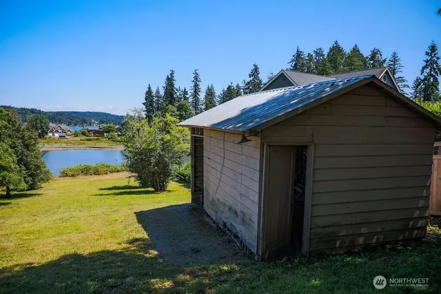 $982,500 | 17198 Viking Avenue Northwest, Poulsbo, WA 98370