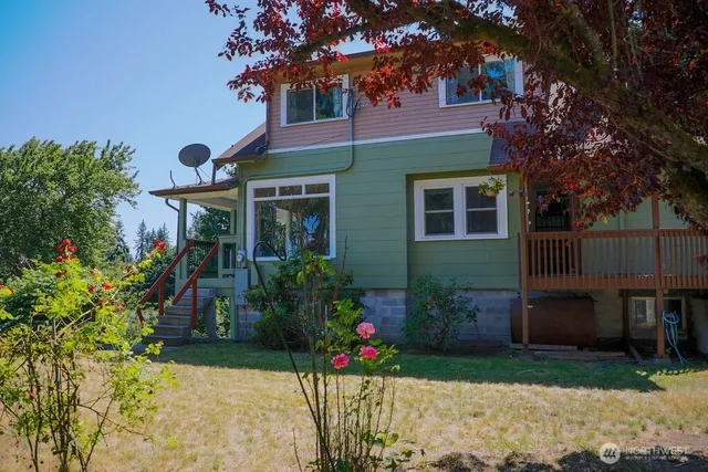$982,500 | 17198 Viking Avenue Northwest, Poulsbo, WA 98370