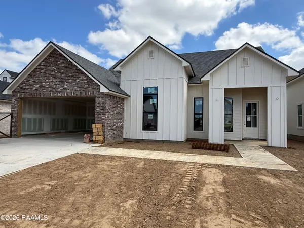 $432,630 | 107 Fountain Mdw Drive, Broussard, LA 70518