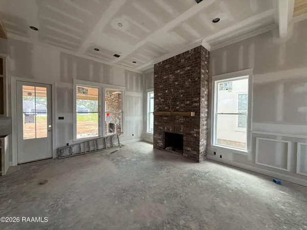 $432,630 | 107 Fountain Mdw Drive, Broussard, LA 70518