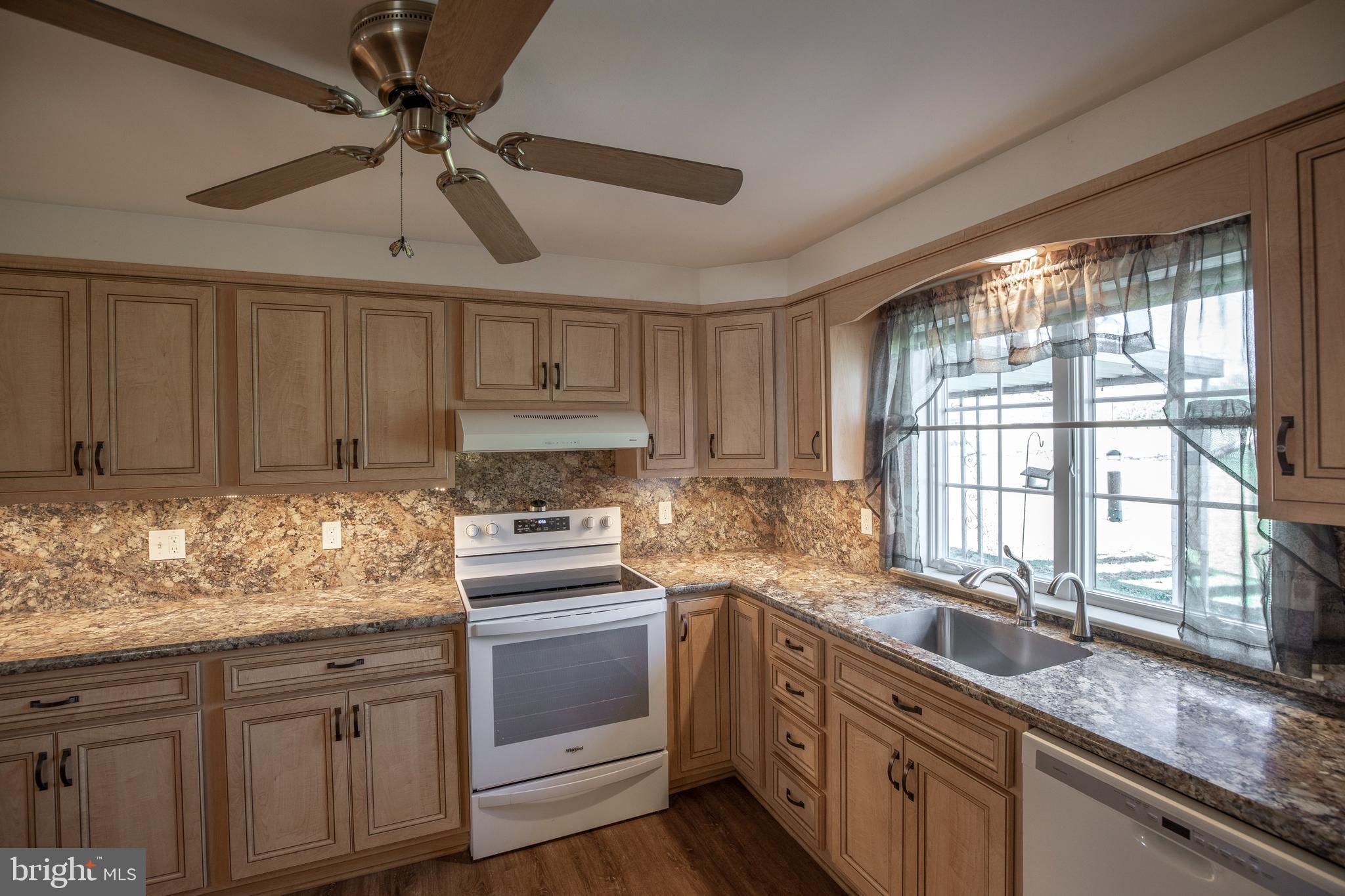 2424 Bergey Road Souderton, PA 18964 - Photo 13 of 28 Gallery Image 13