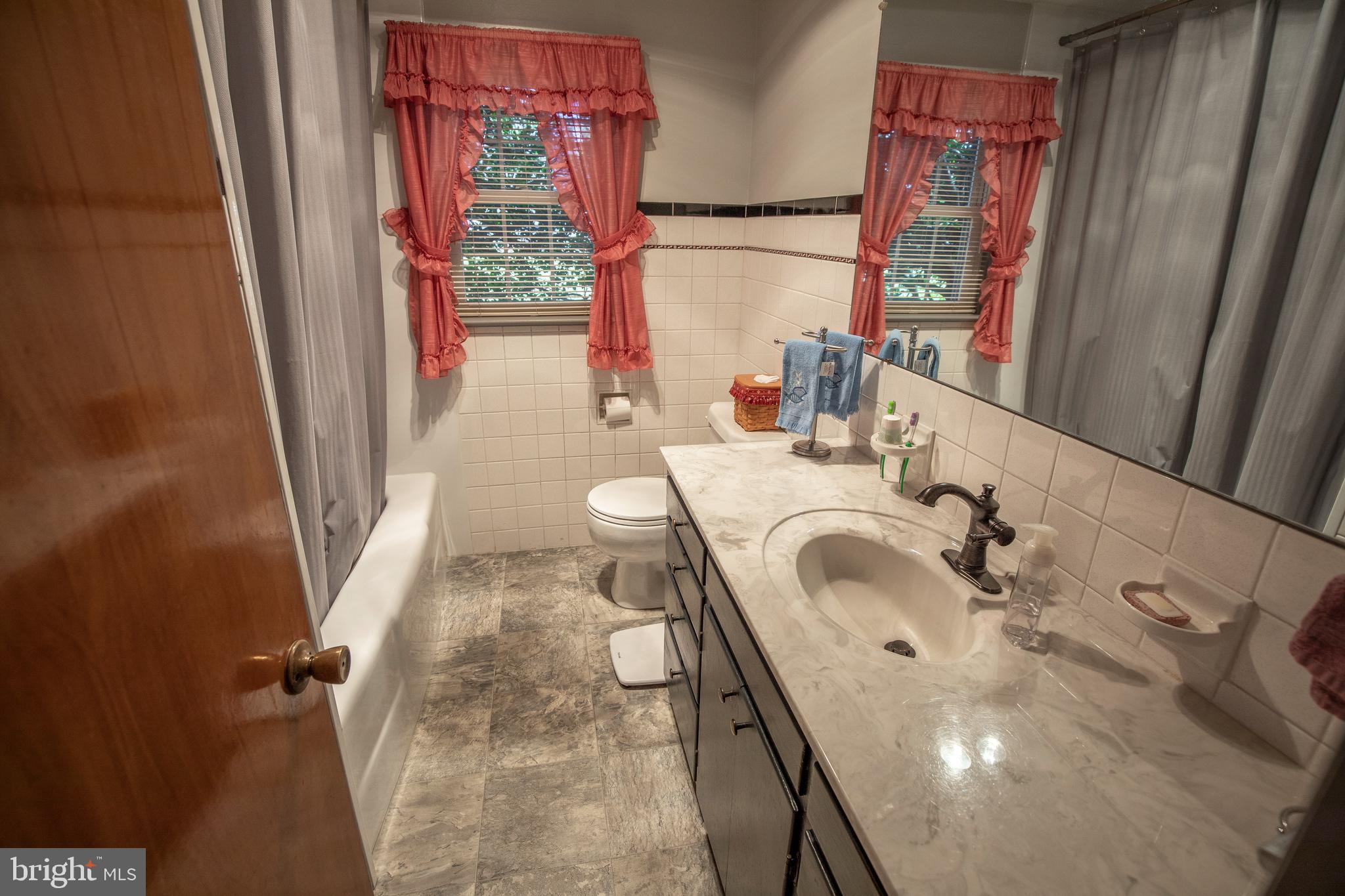 2424 Bergey Road Souderton, PA 18964 - Photo 20 of 28 Gallery Image 20