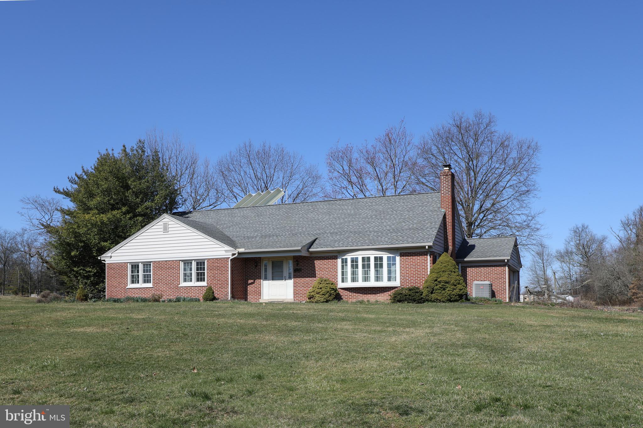 2424 Bergey Road Souderton, PA 18964 - Photo 2 of 28 Gallery Image 2