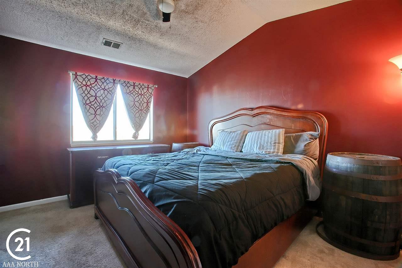 30653 Hidden Pines Lane Roseville, MI 48066 - Photo 13 of 22