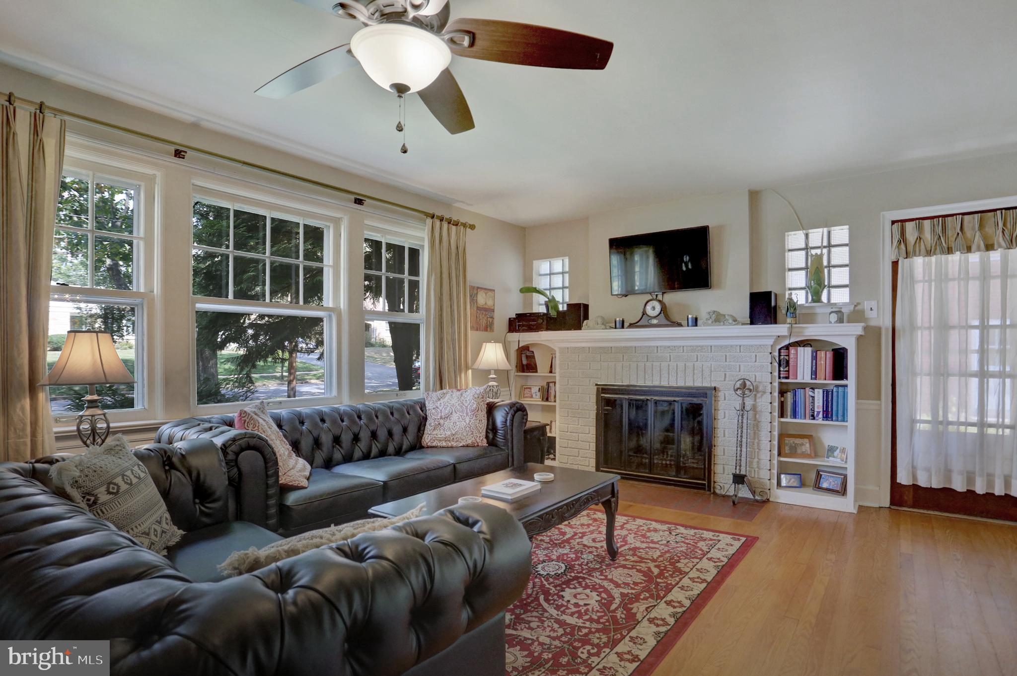 3615 Cloverfield Road Harrisburg, PA 17109 - Photo 7 of 38 Warm cozy nights with this wood burning fireplace!