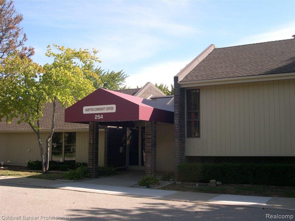 504 Plymouth Court, Unit 31 Rochester, MI 48307 - Photo 19 of 21 Clubhouse.JPG
