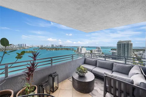 $1,400,000 | 1330 West Avenue, Unit 3001, Miami Beach, FL 33139
