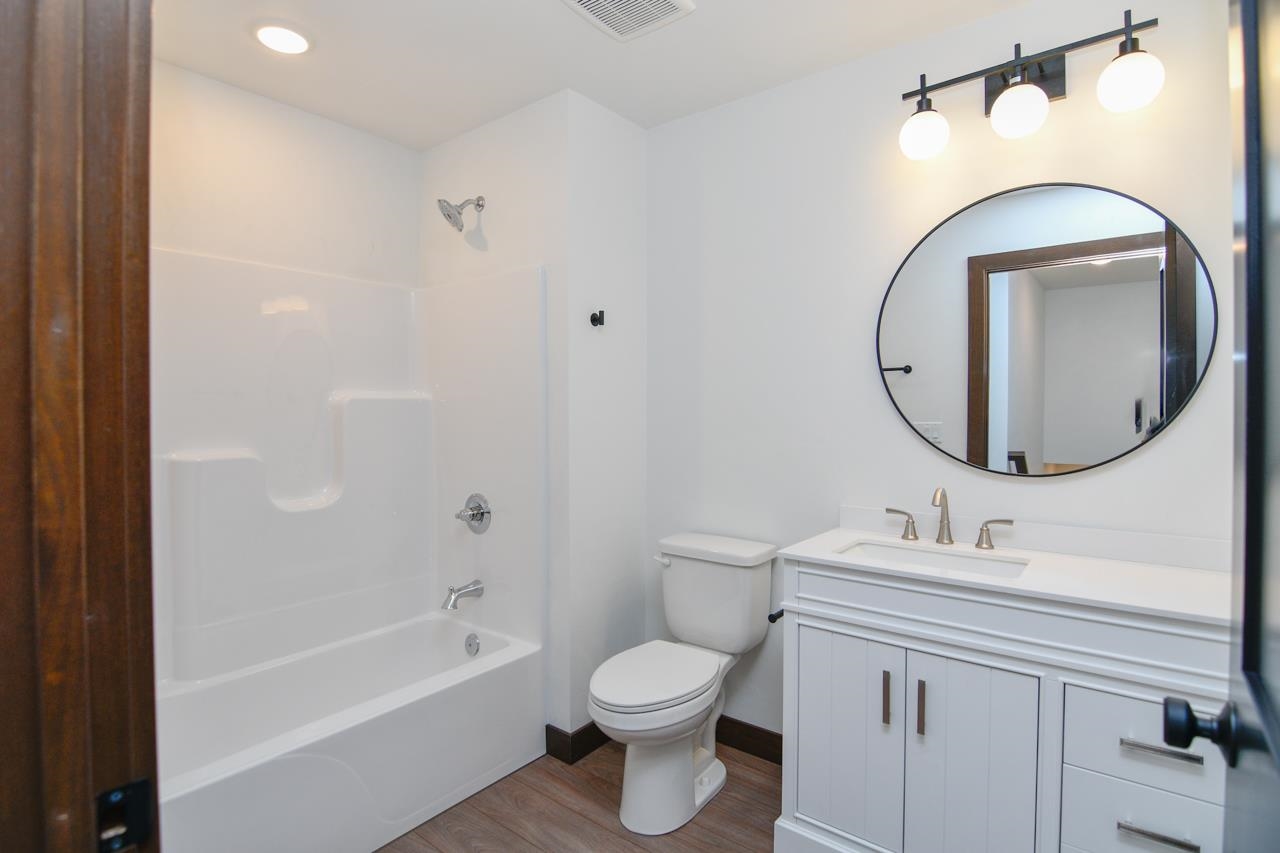 735 Hoffman Road Green Bay, WI 54301 - Photo 26 of 32