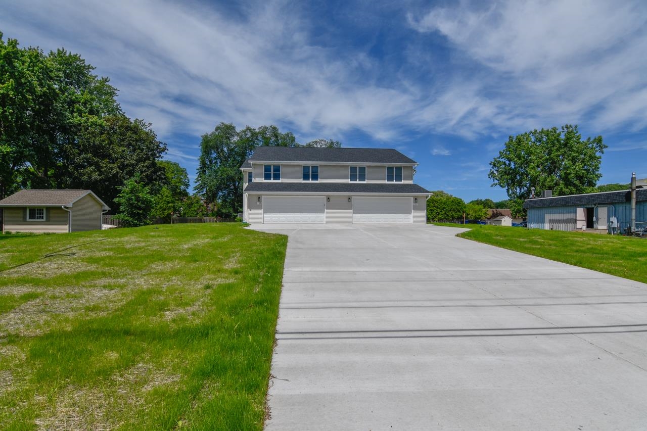 735 Hoffman Road Green Bay, WI 54301 - Photo 30 of 32