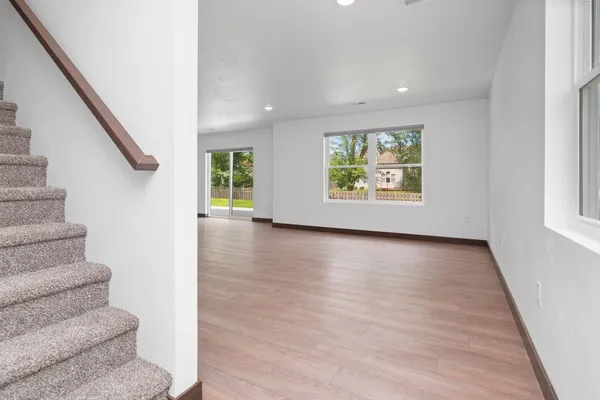 $715,000 | 735 Hoffman Road, Green Bay, WI 54301