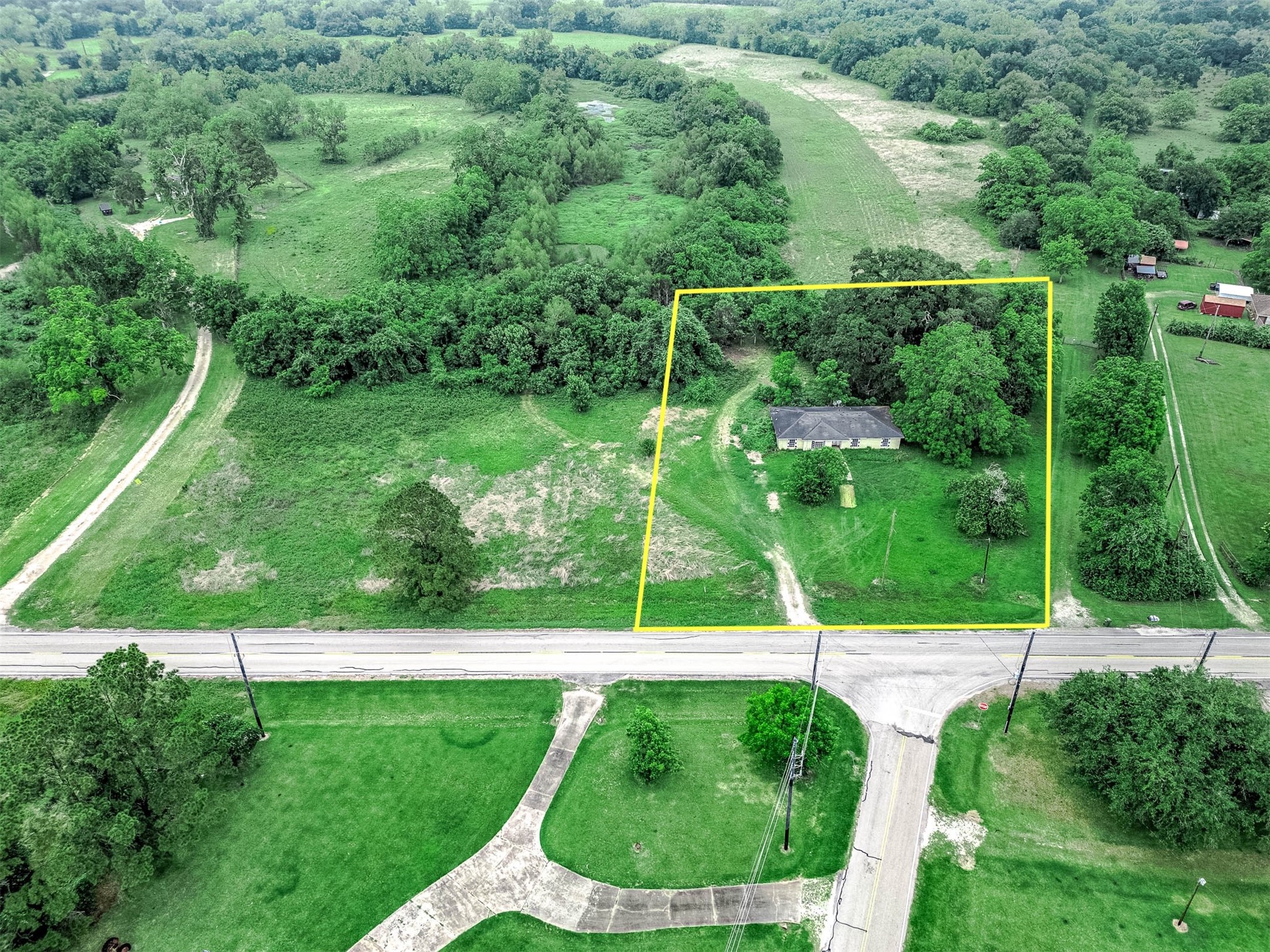 2719 Farm To Market 524 Road Sweeny, TX 77480 - Photo 20 of 20 a view of a park