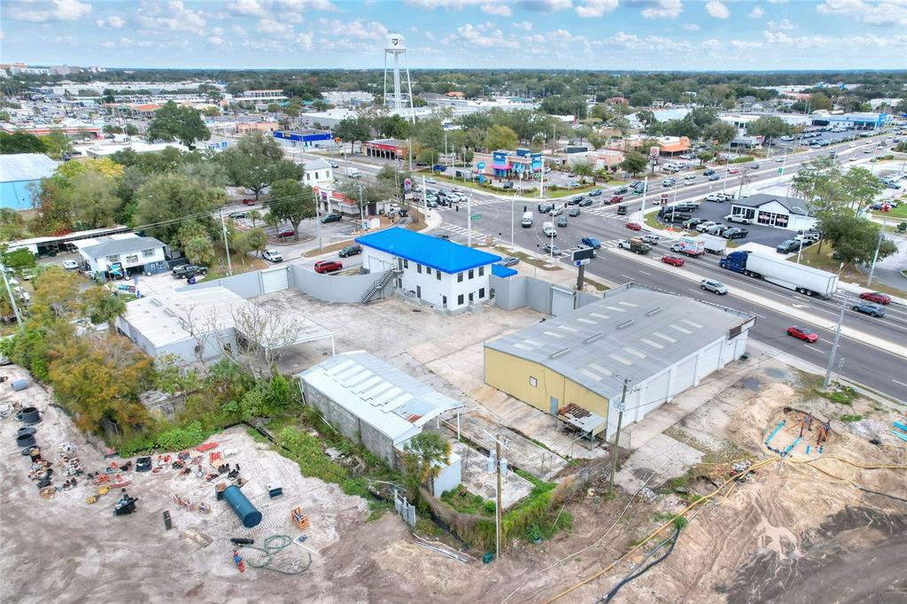 1803 3rd Street Southwest Winter Haven, FL 33880 - Photo 4 of 66 a view of a city