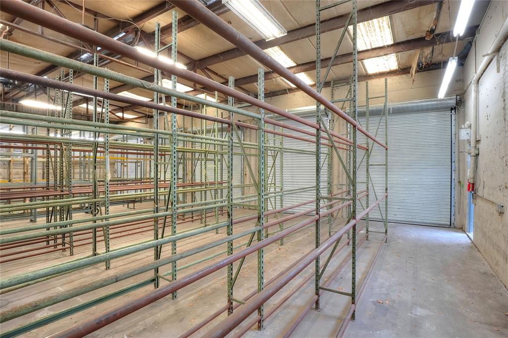 1803 3rd Street Southwest Winter Haven, FL 33880 - Photo 56 of 66 a view of an empty room