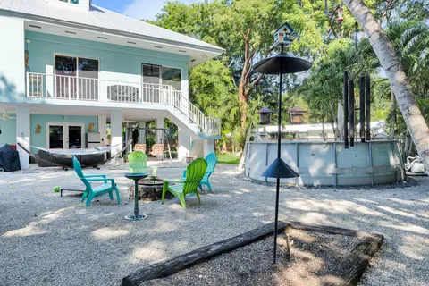 $980,000 | 593 Bonito Avenue, Key Largo, FL 33037