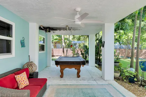 $980,000 | 593 Bonito Avenue, Key Largo, FL 33037