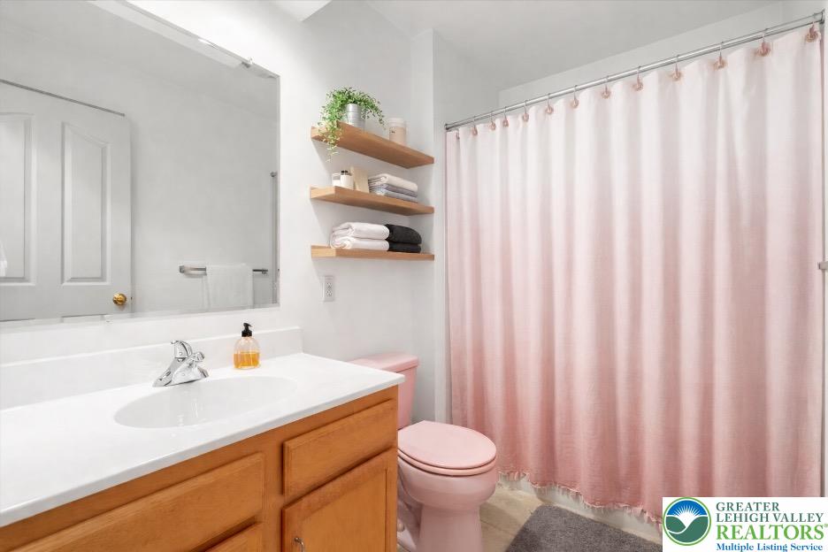 4 Jaskiewicz Way White Haven, PA 18661 - Photo 45 of 49 a bathroom with a sink a toilet and shower curtain
