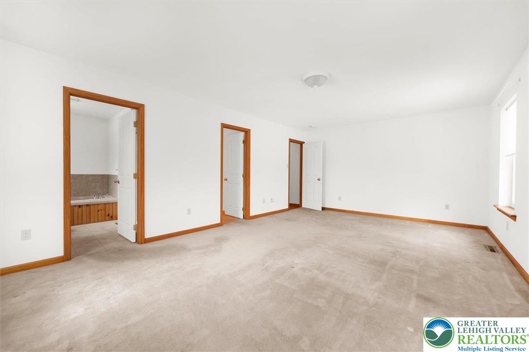 4 Jaskiewicz Way White Haven, PA 18661 - Photo 9 of 49 an empty room with closet