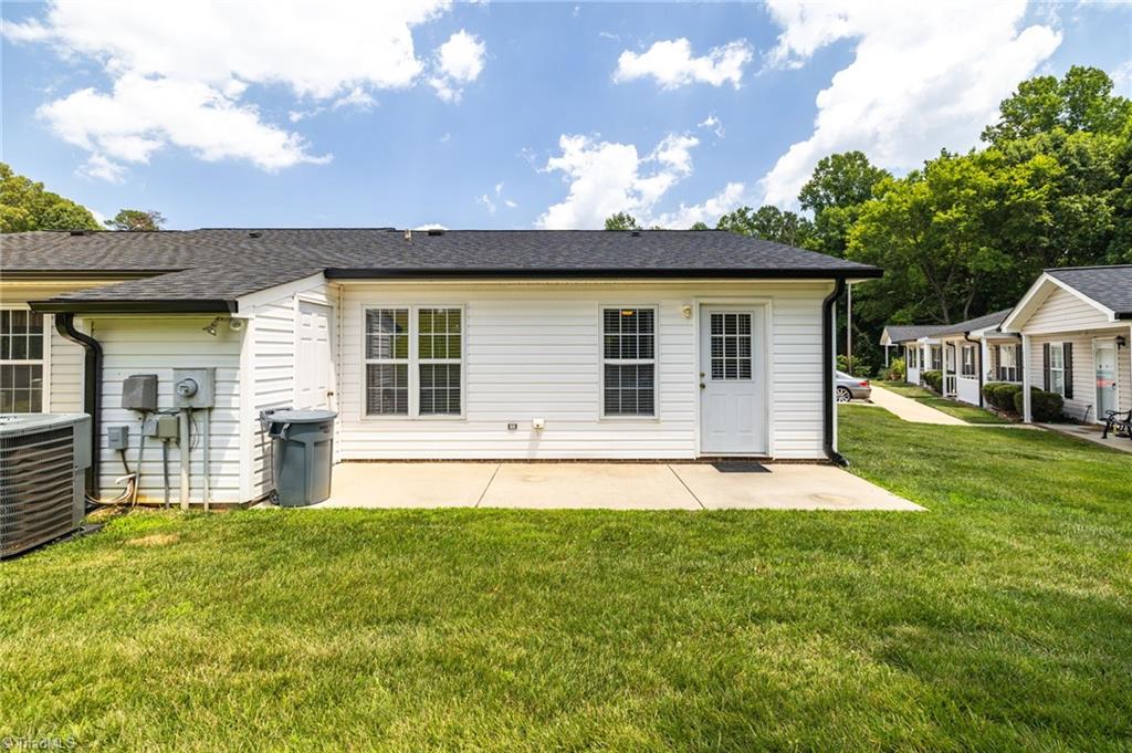 2554 Ambassador Court High Point, NC 27265 - Photo 26 of 27