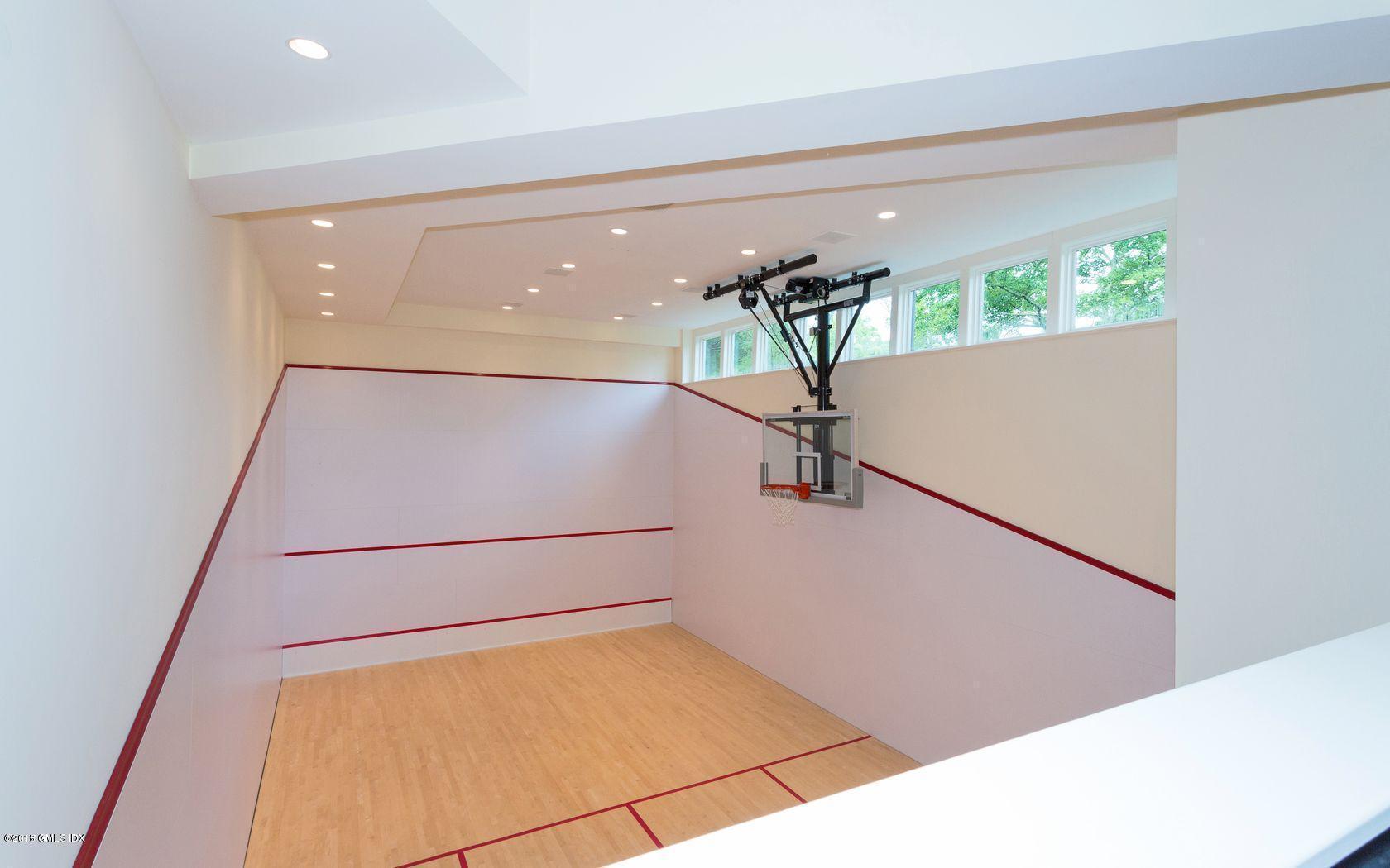 35 Close Road Greenwich, CT 06831 - Photo 54 of 78 51 Squash Basketball Court 40