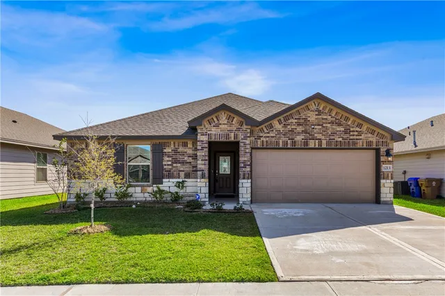 $298,000 | 1213 Breebry Drive, Corpus Christi, TX 78415