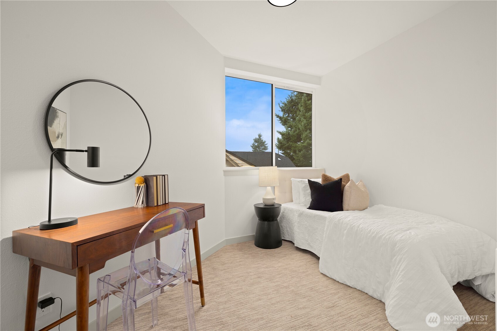 7005 9th Avenue Northeast Seattle, WA 98115 - Photo 21 of 28