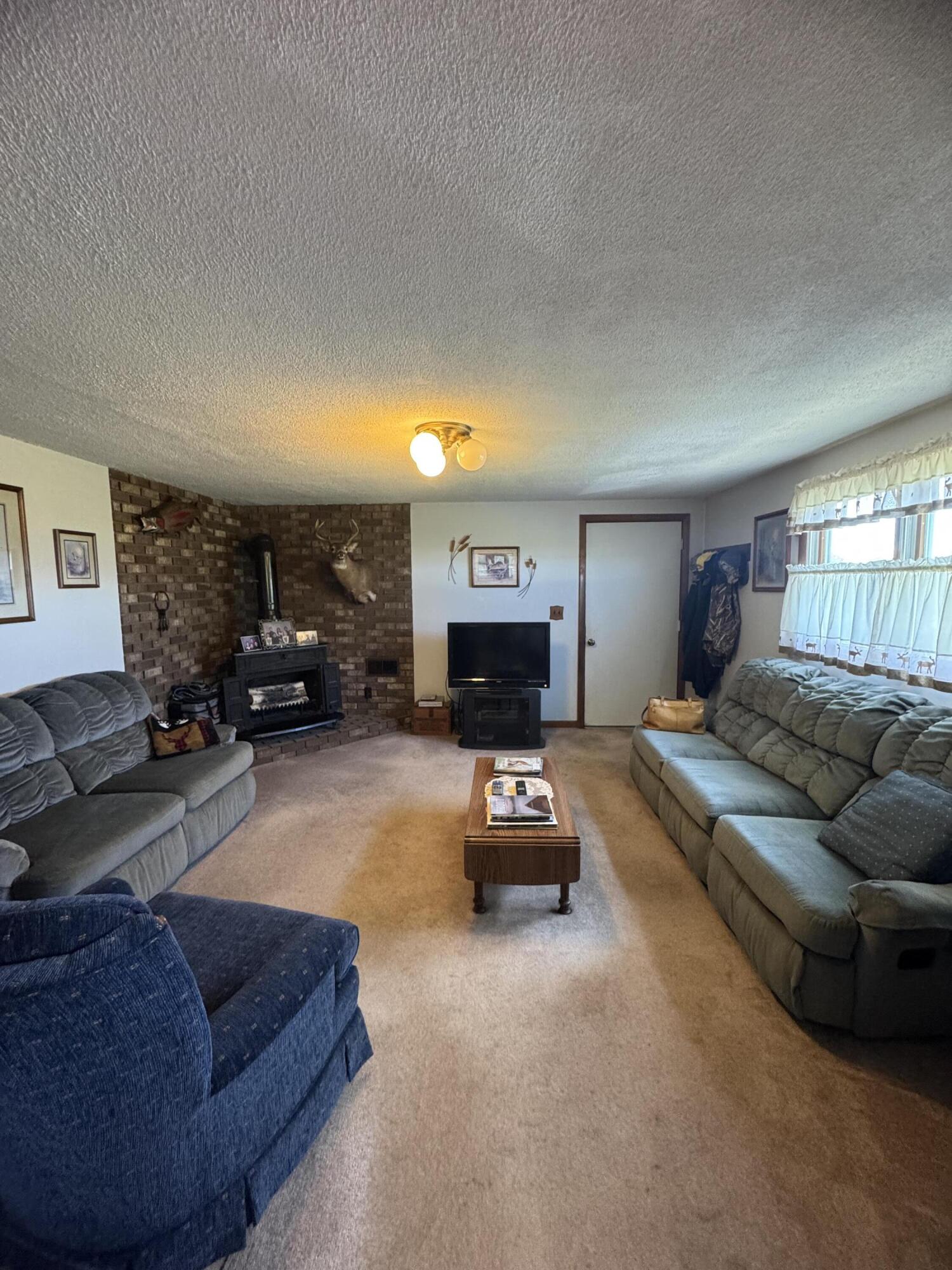 1247 North Steel Road Merrill, MI 48637 - Photo 7 of 40 IMG_4477