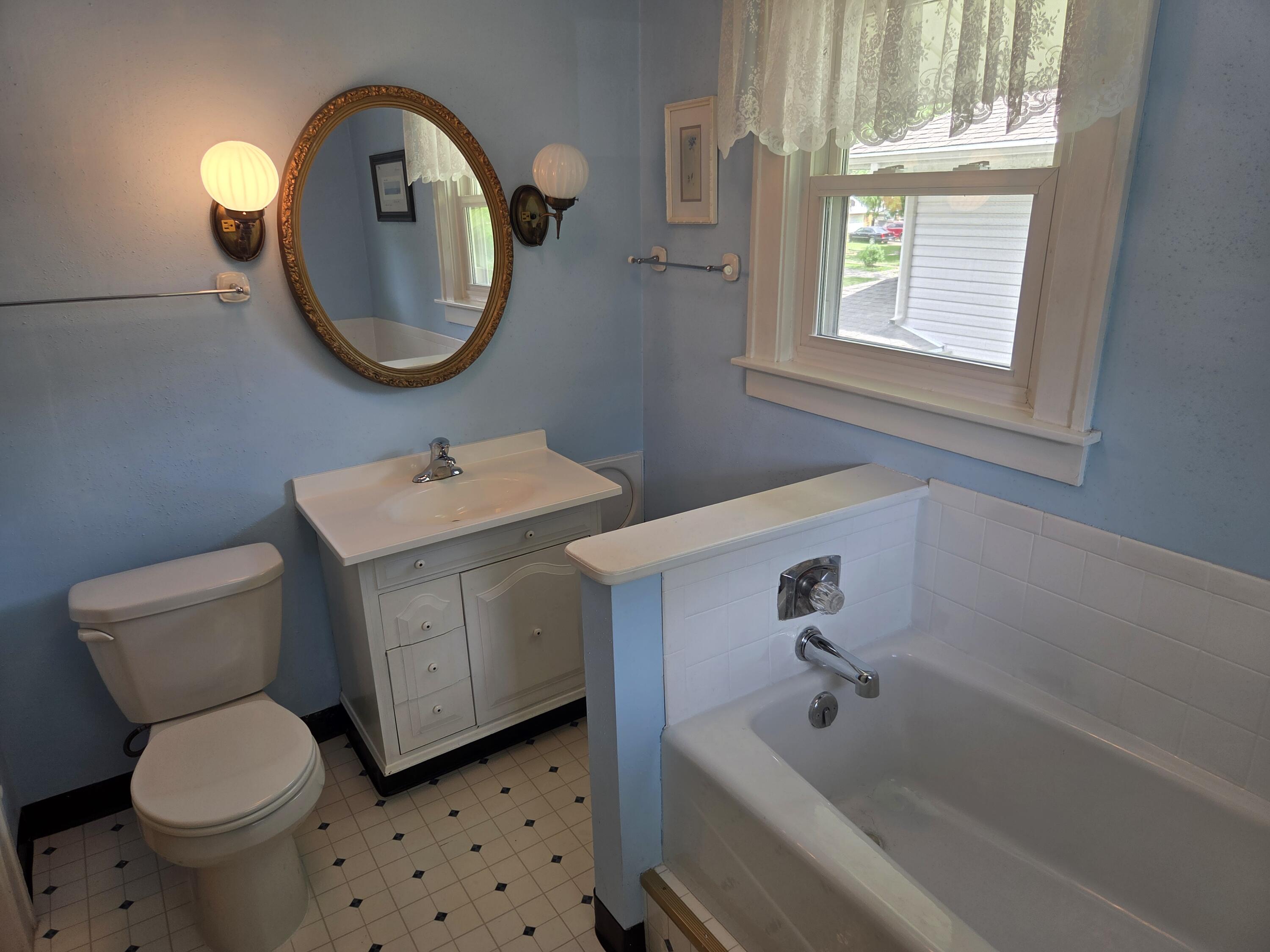 1122 Racine Street Delavan, WI 53115 - Photo 25 of 34 1000018214
