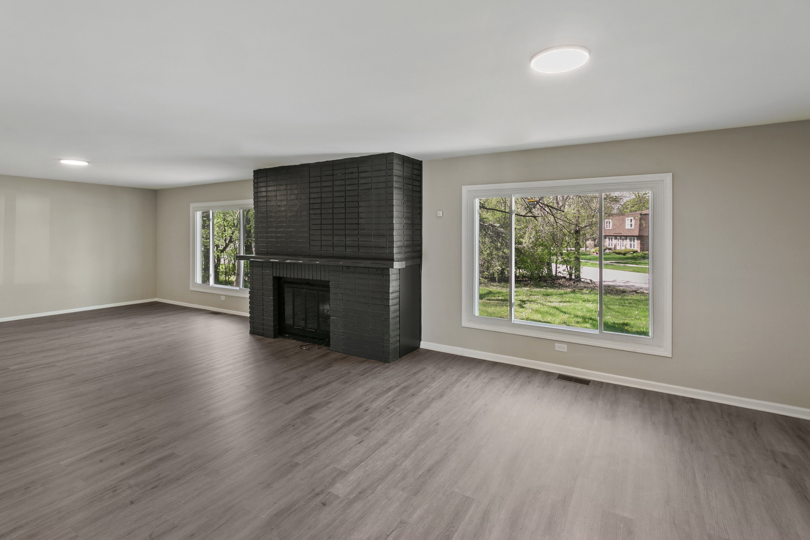 18600 Golfview Avenue Homewood, IL 60430 - Photo 8 of 26