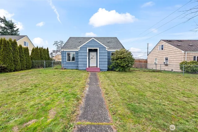 $444,995 | 6606 South Prospect Street, Tacoma, WA 98409