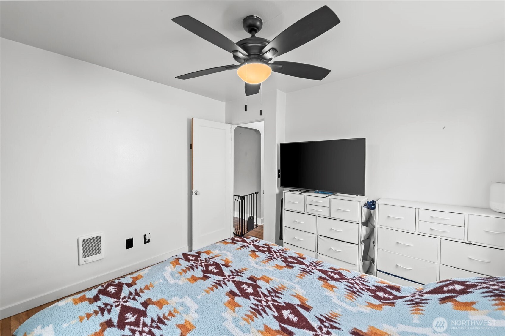 6606 South Prospect Street Tacoma, WA 98409 - Photo 16 of 37