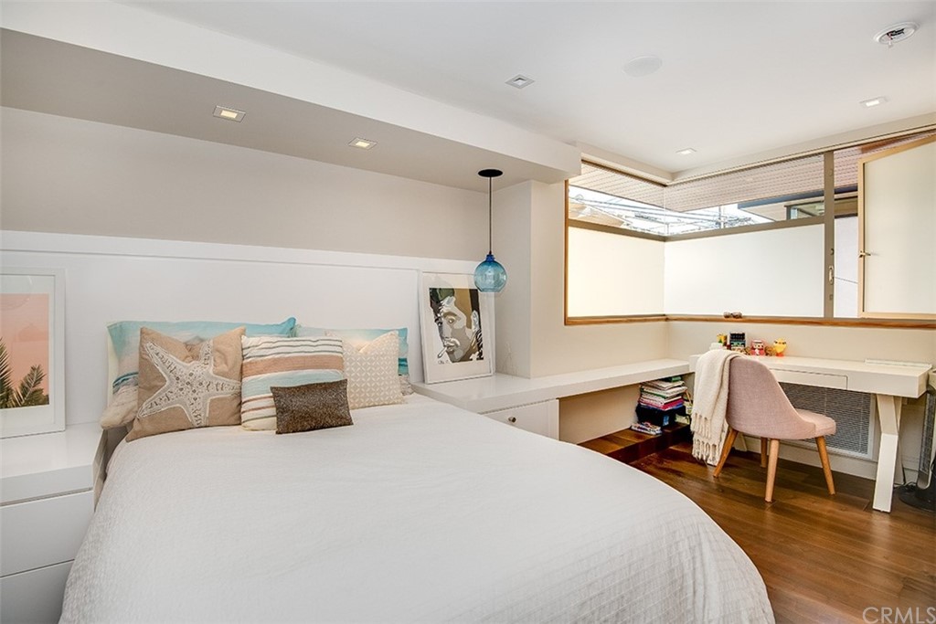 2615 Crest Drive Manhattan Beach, CA 90266 - Photo 29 of 49