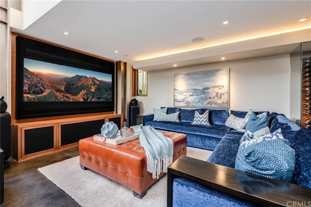 2615 Crest Drive Manhattan Beach, CA 90266 - Photo 36 of 49