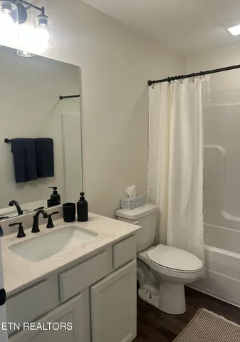 $380,000 | 540 Henderson Road, Unit 31, Pigeon Forge, TN 37862