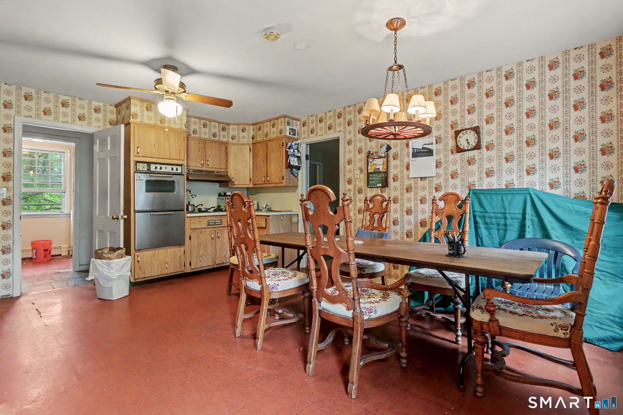2514 Redding Road Fairfield, CT 06824 - Photo 13 of 33
