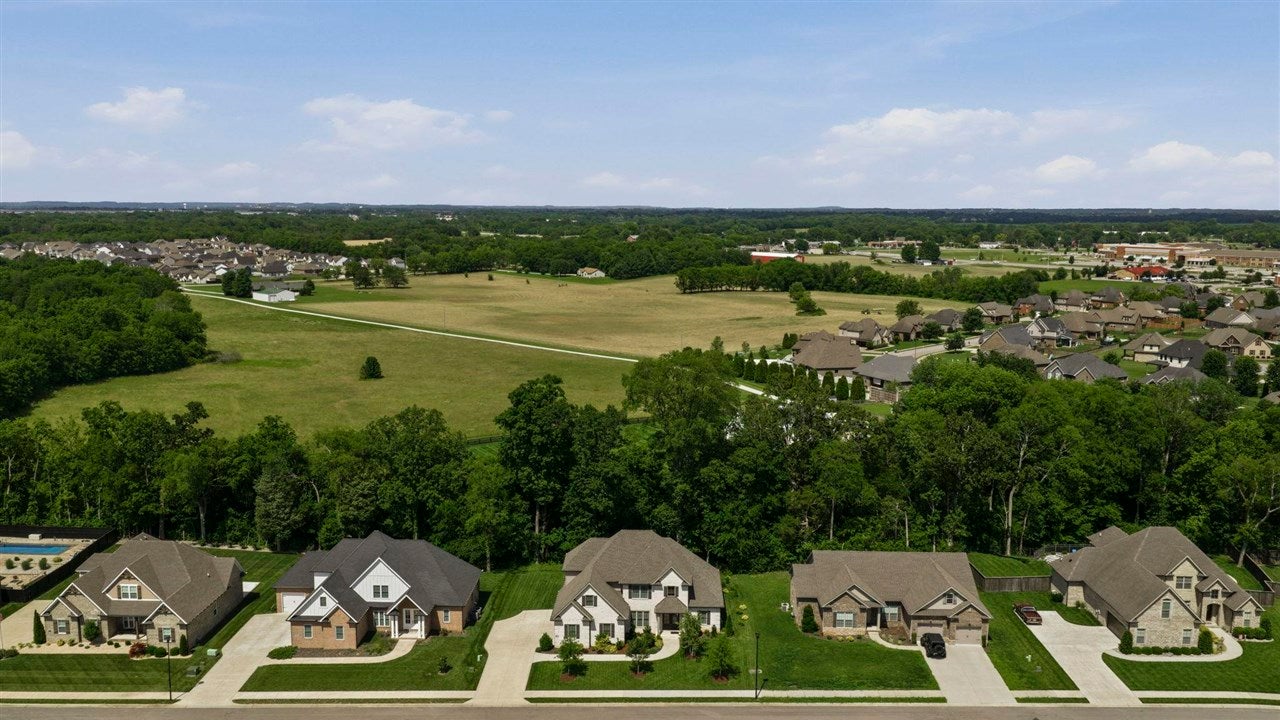 3157 Gable Ridge Lane Bowling Green, KY 42101 - Photo 37 of 43 Gallery Image 37