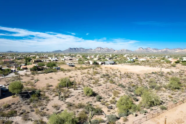 $297,500 | 1400 North Hilton Road, Apache Junction, AZ 85119