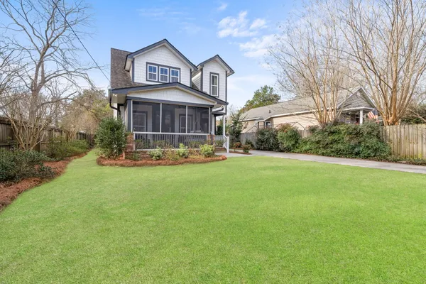 $565,000 | 612 West 3rd N Street, Summerville, SC 29483