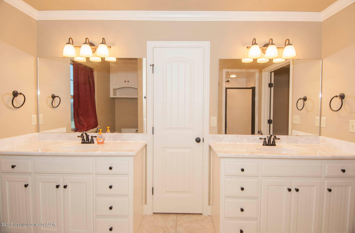 16900 Hope Road Canyon, TX 79015 - Photo 17 of 34 MASTER BATH VIEW 1