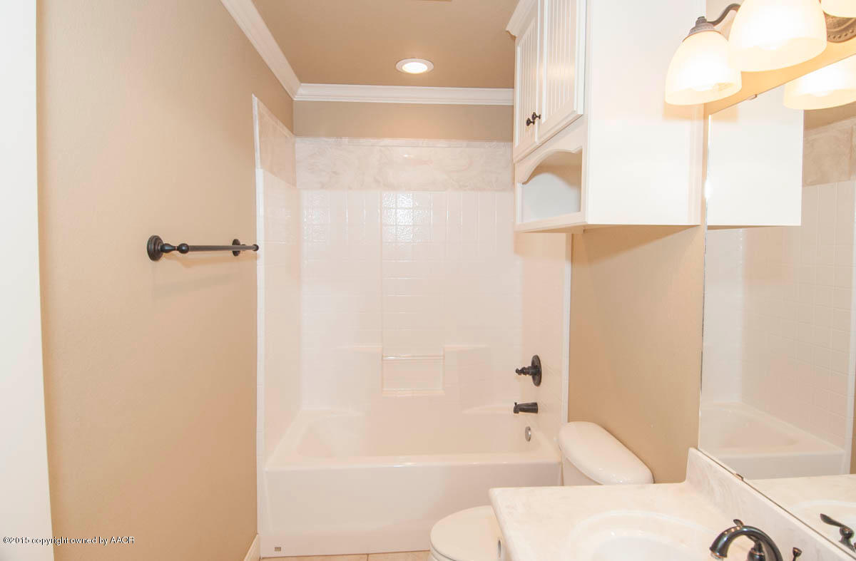 16900 Hope Road Canyon, TX 79015 - Photo 23 of 34 BATHROOM 2 VIEW 2