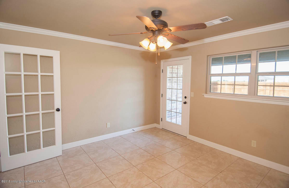16900 Hope Road Canyon, TX 79015 - Photo 28 of 34 SUN ROOM