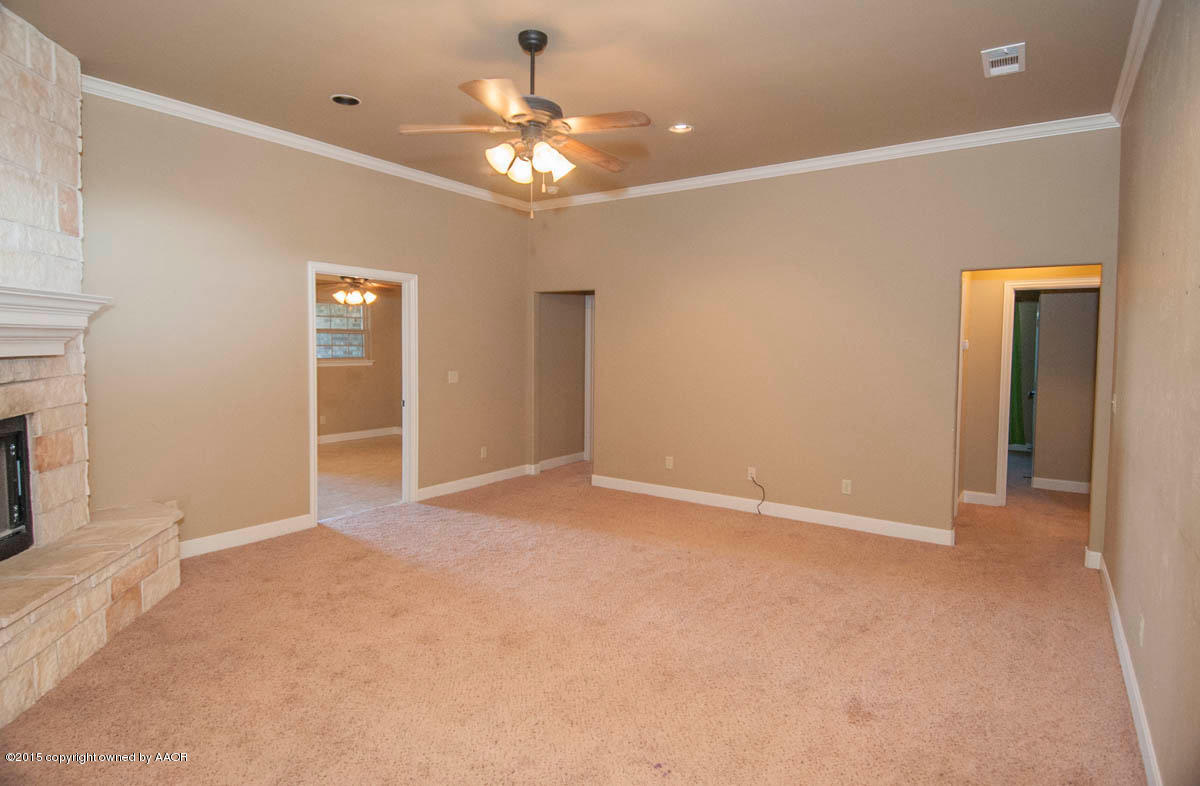 16900 Hope Road Canyon, TX 79015 - Photo 6 of 34 LIVING VIEW 2