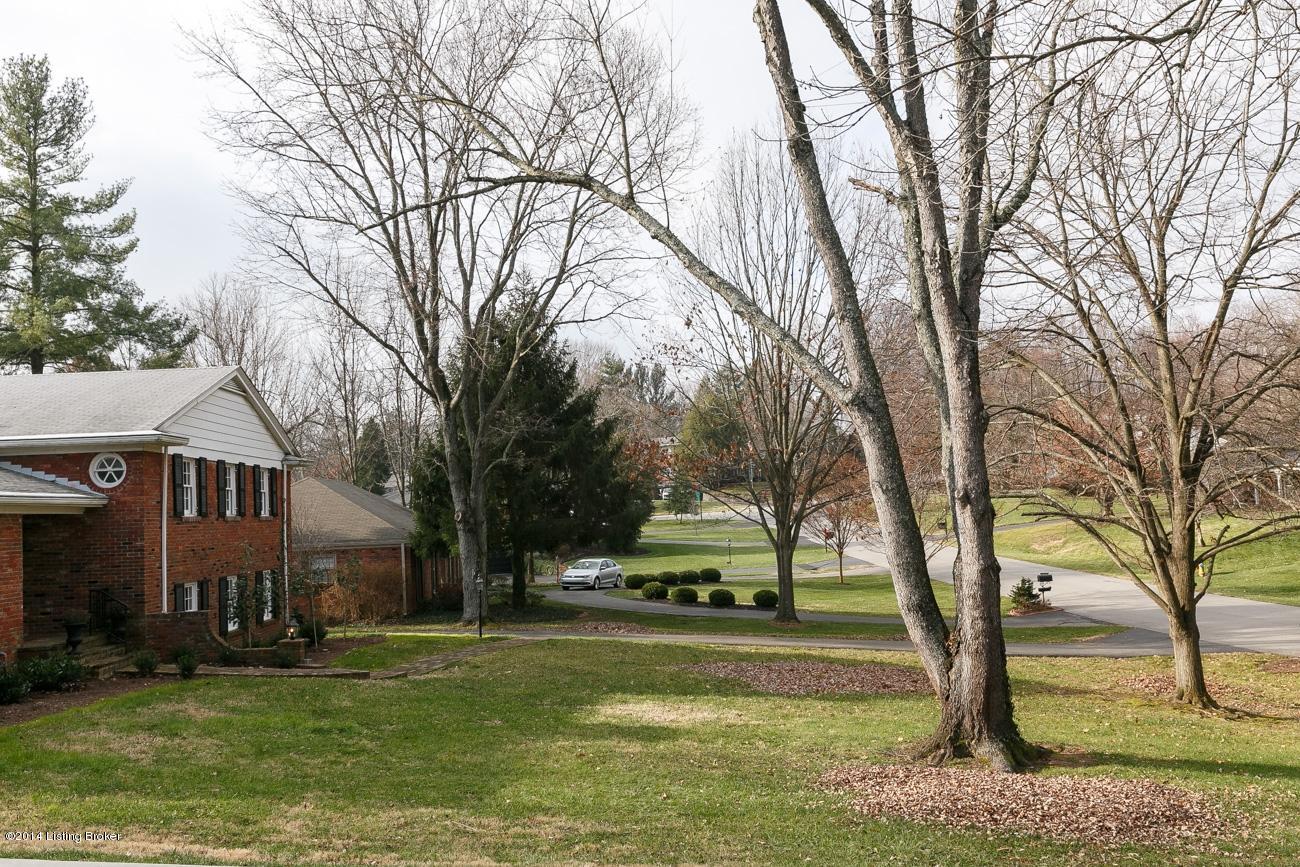 5704 Apache Road Louisville, KY 40207 - Photo 34 of 34 RealTourCast - J Stough - Appache 2 (34