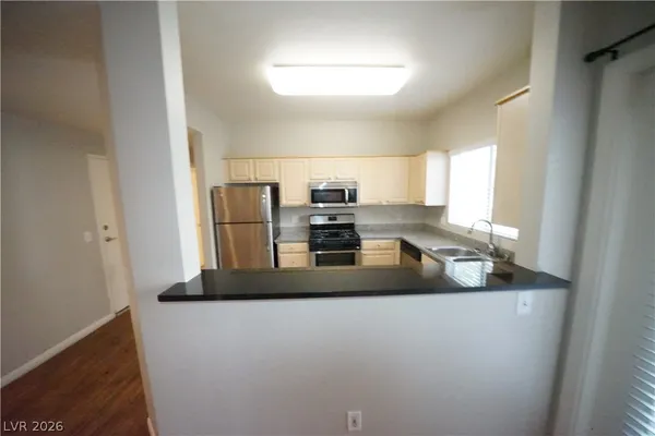 $1,640 | 5250 South Rainbow Boulevard, Unit 1069, Las Vegas, NV 89118